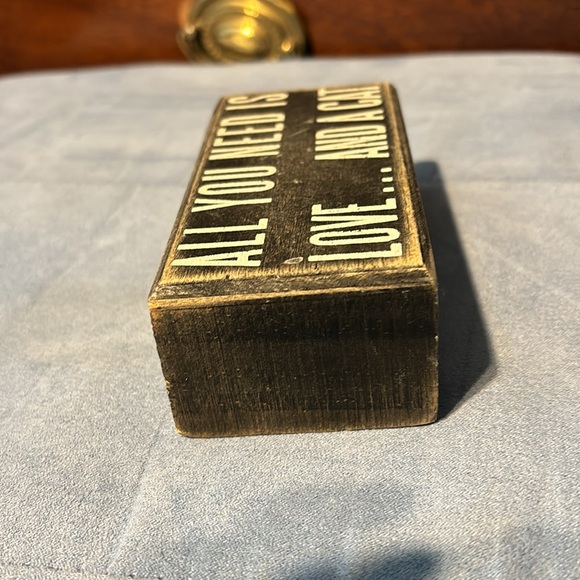 Primitives by Kathy All You Need is Love & a Cat Distressed Wooden Sign - Picture 7 of 8